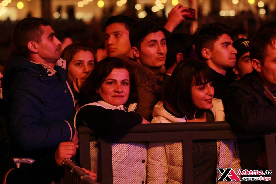 Bakı Olimpiya Stadionunda "ƏN Yeni il" konsertini yüksək zövqlə keçirdilər-VİDEO SORĞU