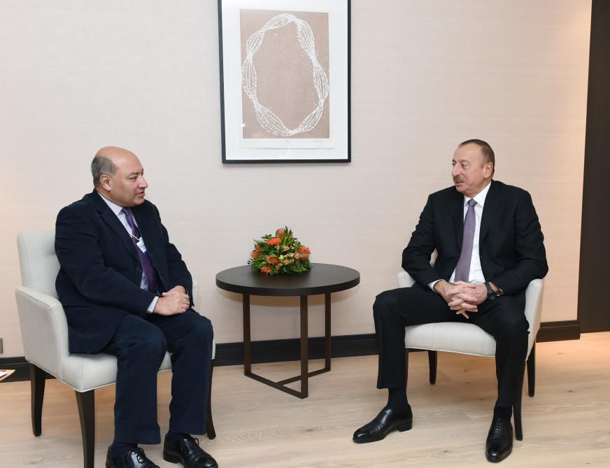 Prezident İlham Əliyev Davosda Avropa Yenidənqurma və İnkişaf Bankının prezidenti ilə görüşüb 